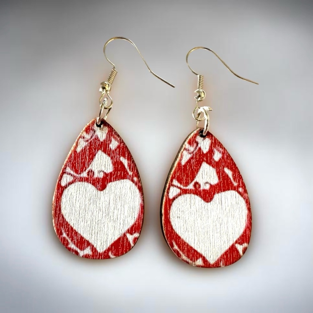 ⭐️ 5 for $25 Wooden Heart Design Teardrop Red & White Earrings Silver Tone Hoops
